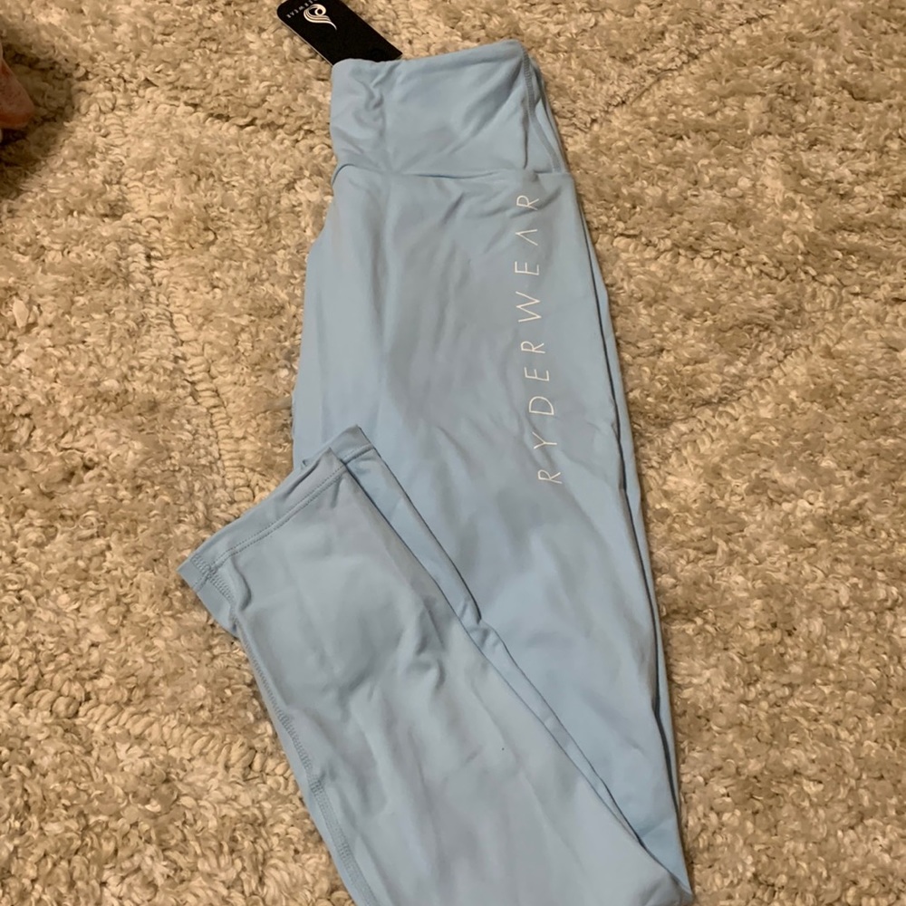 Ryderwear scrunch leggings size M